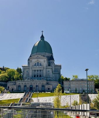 Saint Joseph's Oratory of Mount Royal by null