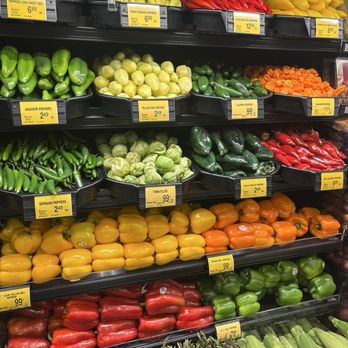 Vons - AMAZING CHILE SELECTION - Grocery Near Me - Santa Monica, California Vons - AMAZING CHILE SELECTION - Grocery Near Me - Santa Monica, California