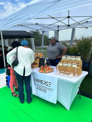 Castleberry Market by null