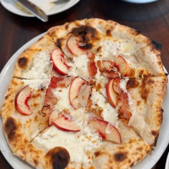 Masullo - Rosanna ($22) - seasonal!! - Pizza Near Me - Sacramento, California