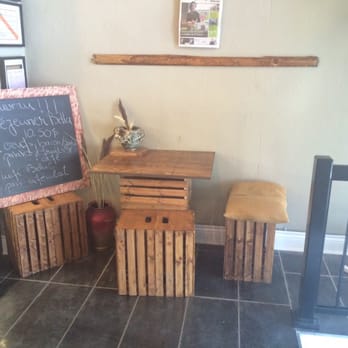 Café Bella Camellia - a chalkboard and stools - Coffee & Tea Near Me - Montreal, Quebec Café Bella Camellia - a chalkboard and stools - Coffee & Tea Near Me - Montreal, Quebec