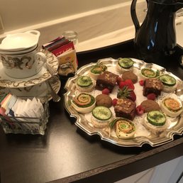 Tea servicw