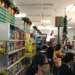 Hap Seng Suki Mart - Long lines today
