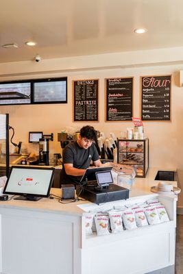 Flour Pizzeria & Cafe by null