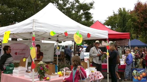 The Sebastopol Farmers' Market by null