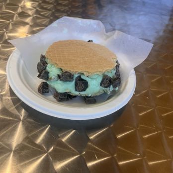 Mashti Malone's - Ice Cream & Frozen Yogurt Near Me - Los Angeles, California