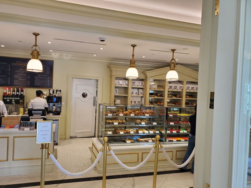 Emma’s Patisserie Logo