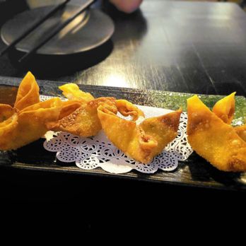 Hanami Sushi Bar & Grill - Crab rangoon - Japanese Near Me - Belmont, Massachusetts