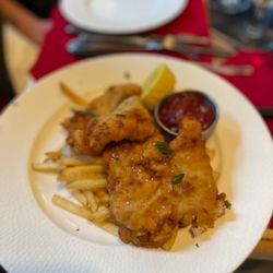 Wiener Schnitzel with French fries