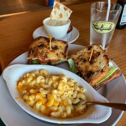 Gunflint Lodge - BLT Sandwich with sides of Mac and Cheese and French Onion soup