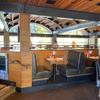R+D Kitchen - Inside - New American Near Me - Yountville, California R+D Kitchen - Inside - New American Near Me - Yountville, California