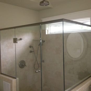 The Groome Inn - Large shower - Venues & Event Spaces Near Me - Greensboro, North Carolina The Groome Inn - Large shower - Venues & Event Spaces Near Me - Greensboro, North Carolina