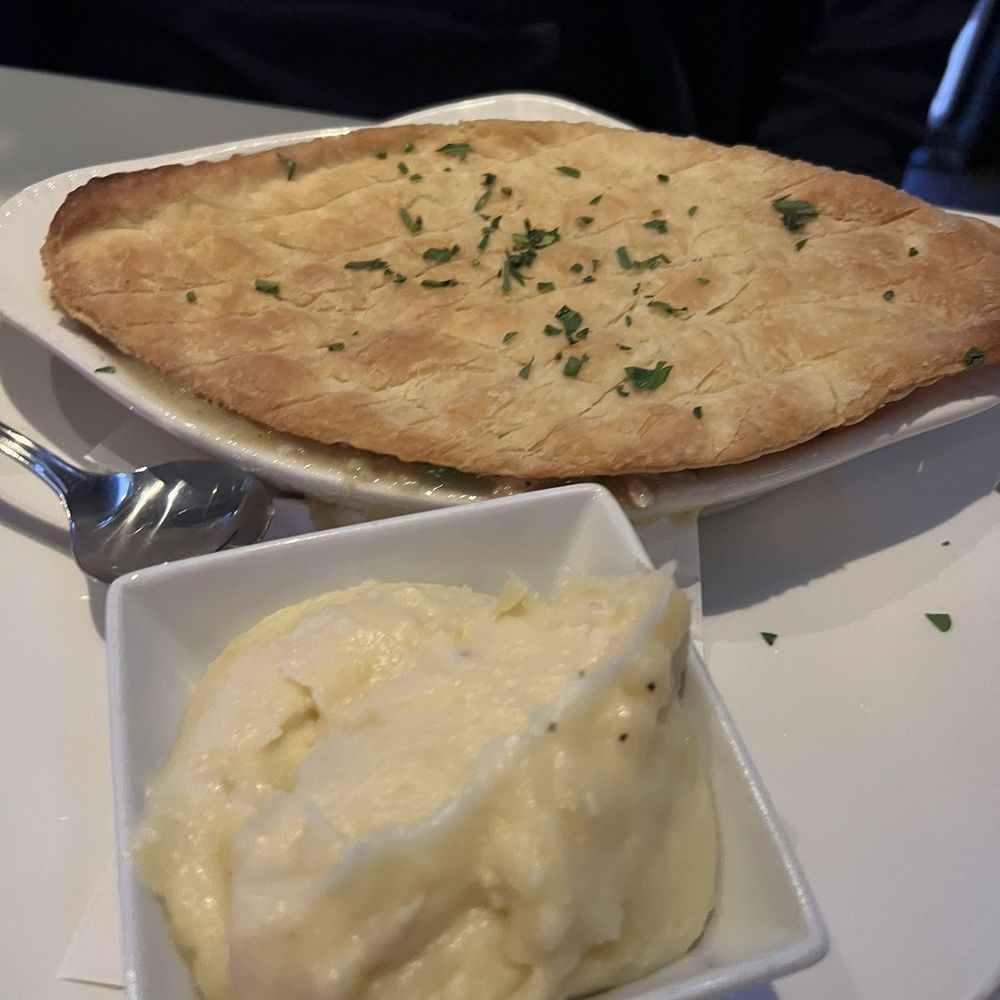 Abby Park - Chicken pot pie - New American Near Me - Milton, Massachusetts Abby Park - Chicken pot pie - New American Near Me - Milton, Massachusetts