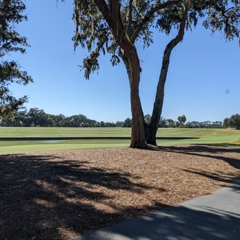 TPC Sawgrass - View of the 18th fairway from the cart path. - Golf Near Me - Ponte Vedra Beach, Florida