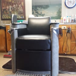 Broadway Barber Shop - Hair cut time.