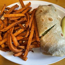 Long Tom Bar And Grill