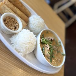 Supa Thai - This is there combo D. Peanut Curry Pork and Spring Rolls It's on my   5. list here