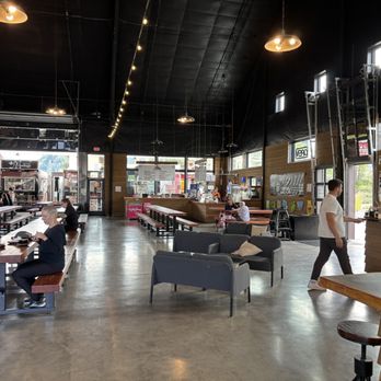 Troutdale Station - Interior - Seafood Near Me - Troutdale, Oregon Troutdale Station - Interior - Seafood Near Me - Troutdale, Oregon