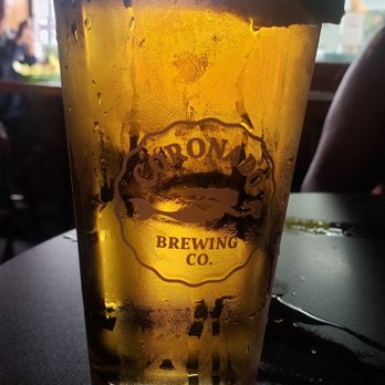Quinn's Pub and Grill - Pubs Near Me - Long Beach, California
