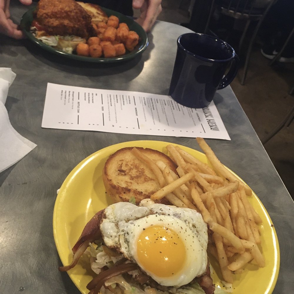 HangOverEasy - Hoe Burger Sunny Egg - Breakfast & Brunch Near Me - Columbus, Ohio HangOverEasy - Hoe Burger Sunny Egg - Breakfast & Brunch Near Me - Columbus, Ohio