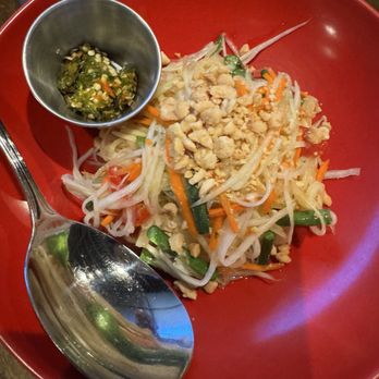 Le Thai - Papaya Salad (Sum Tum) - Thai Near Me - Las Vegas, Nevada Le Thai - Papaya Salad (Sum Tum) - Thai Near Me - Las Vegas, Nevada