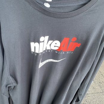 hibbett sports nike shirts