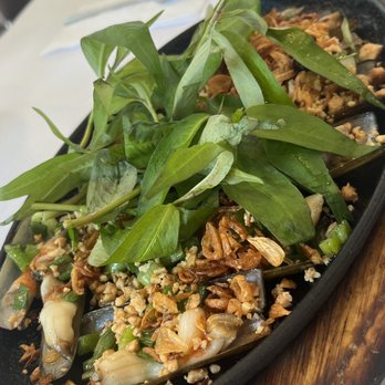 Bien Hen Restaurant - Razor clams - Seafood Near Me - Westminster, California Bien Hen Restaurant - Razor clams - Seafood Near Me - Westminster, California