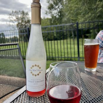 New Kent Winery - Sweet Virginia - Breweries Near Me - New Kent, Virginia New Kent Winery - Sweet Virginia - Breweries Near Me - New Kent, Virginia