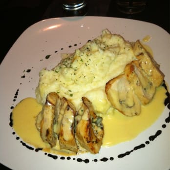DUO Restaurant & Spirits - My dinner - Lounges Near Me - Southfield, Michigan