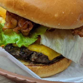 Sliders Burger - Bacon Cheeseburger - Burgers Near Me - San Jose, California Sliders Burger - Bacon Cheeseburger - Burgers Near Me - San Jose, California