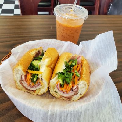Banh Mi K by null