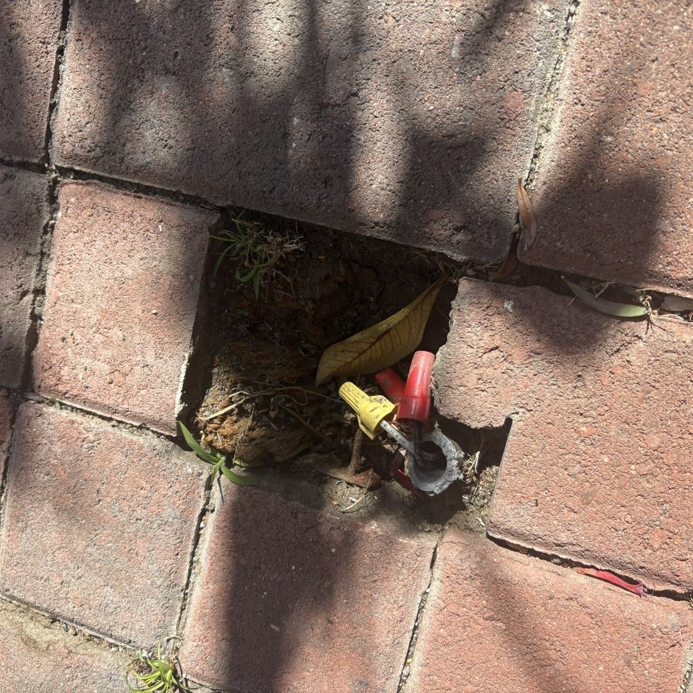 LJ Hausner Construction - First crew left the exposed. Their agent Ramses corrected it after my complaint. - Patio Coverings Near Me - Tustin, California LJ Hausner Construction - First crew left the exposed. Their agent Ramses corrected it after my complaint. - Patio Coverings Near Me - Tustin, California