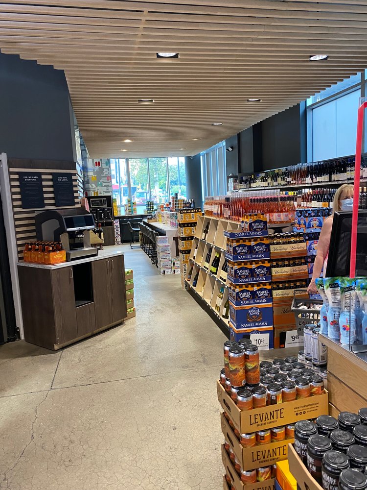 Giant Heirloom Market