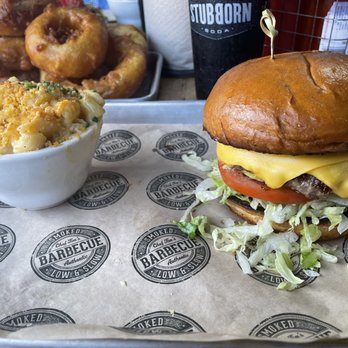 Del's Hideout - Classic burger, Mac & Cheese, Onion Rings - Barbeque Near Me - San Diego, California Del's Hideout - Classic burger, Mac & Cheese, Onion Rings - Barbeque Near Me - San Diego, California