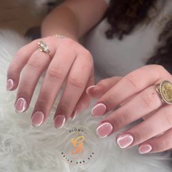 Glowy Nails and Spa
