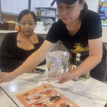 Oh My Grill - Owner really sweet  very friendly - Diners Near Me - Honolulu, Hawaii