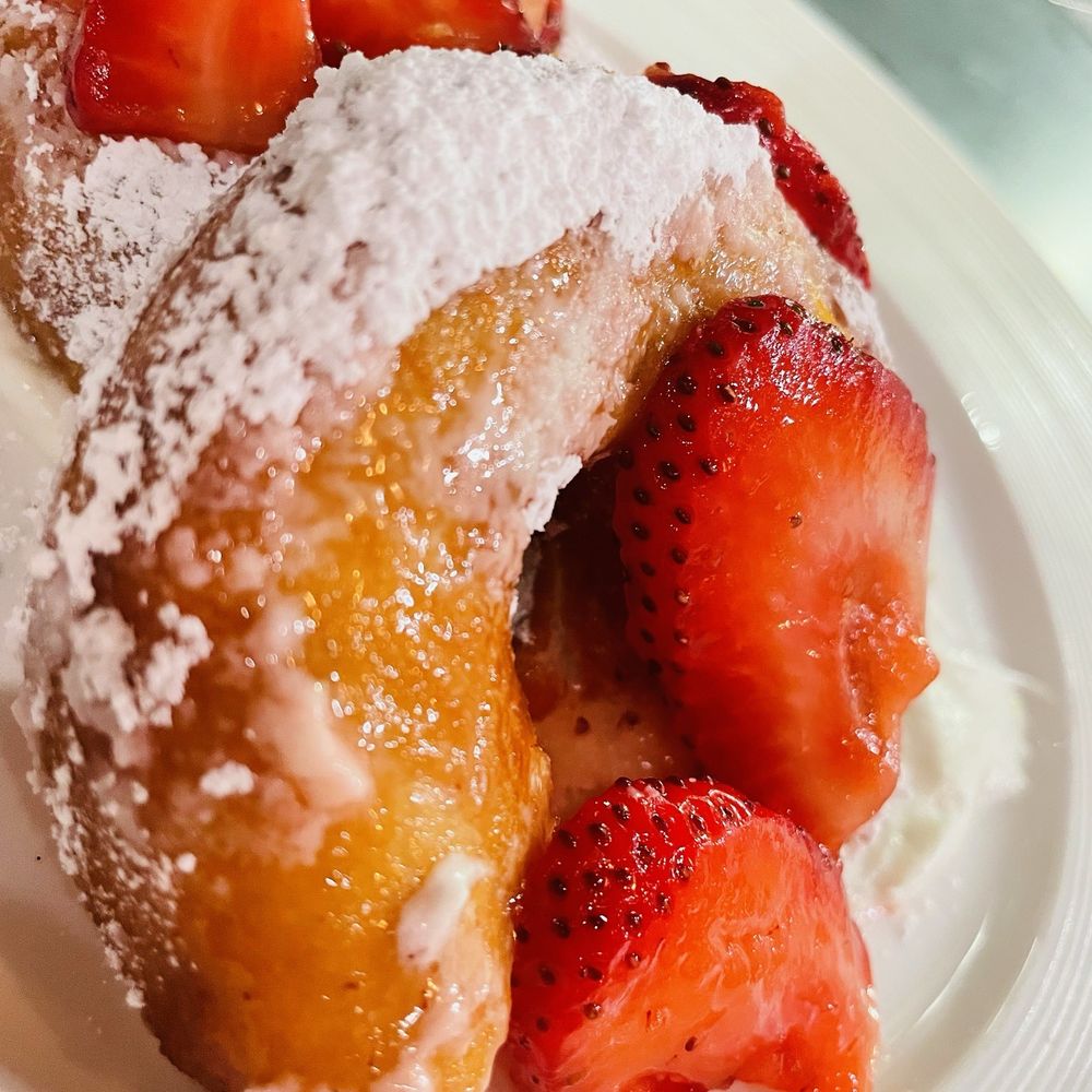 Barley and Boar - Complimentary donut - Pubs Near Me - Atascadero, California