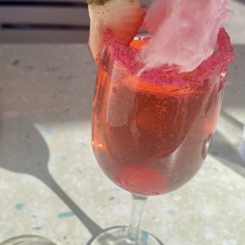 Honey's Bistro - Strawberry Mimosa - Breakfast & Brunch Near Me - Encinitas, California