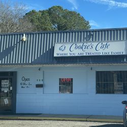Cookie's Corner Cafe - Exterior