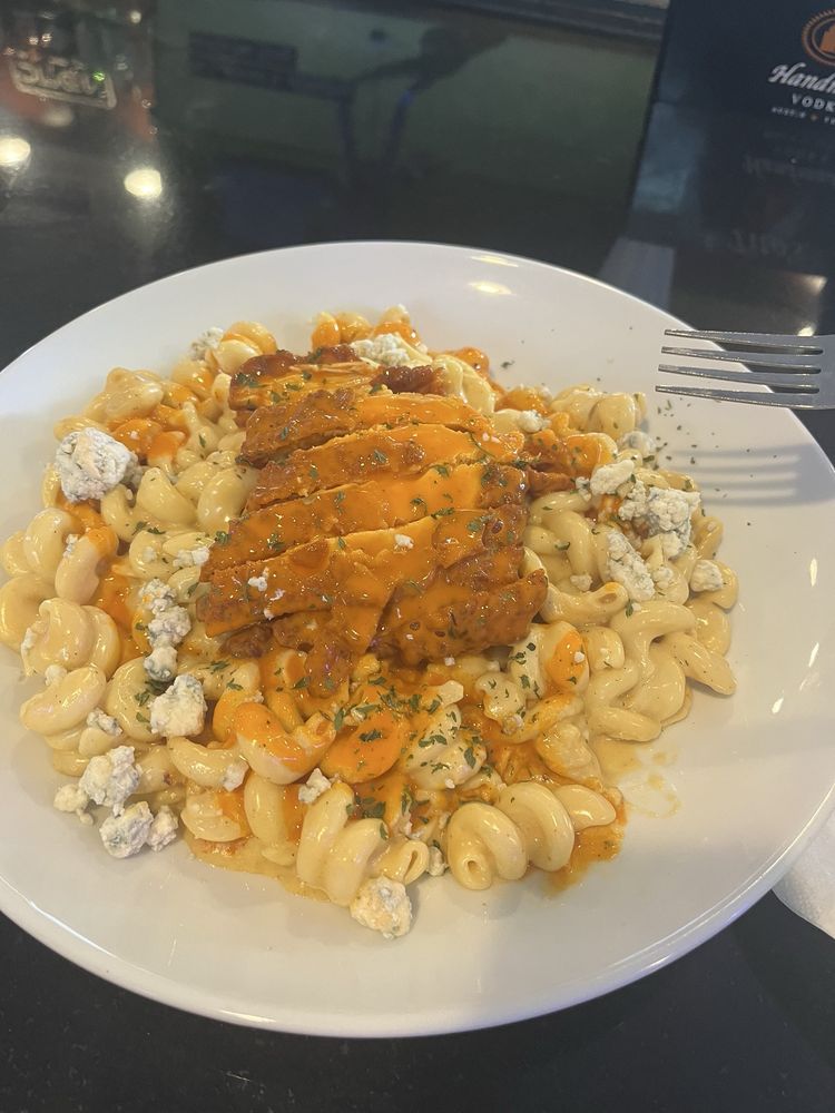 Savannahs Bar and Grill