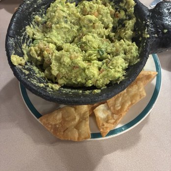 Don Perico Mexican Grill & Bar - Table guacamole - Mexican Near Me - Bakersfield, California