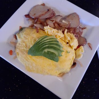 The Pan - Veggie Omelet - Pizza Near Me - Long Beach, California The Pan - Veggie Omelet - Pizza Near Me - Long Beach, California