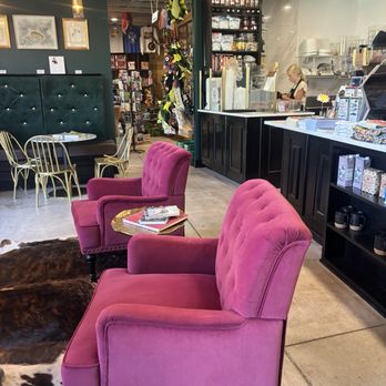 Owl & Otter Espresso - Coffee & Tea Near Me - Lake Placid, Florida