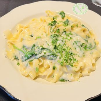 White Tomato - Vegan fettuccine Alfredo - Comfort Food Near Me - Draper, Utah
