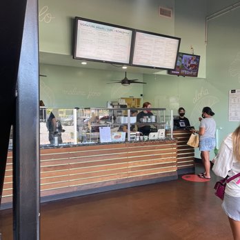 Aloha Salads - Order/waiting area. No indoor seating during COVID. - Sandwiches Near Me - Kapolei, Hawaii