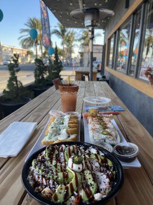 Queen Taco & Sushi by null