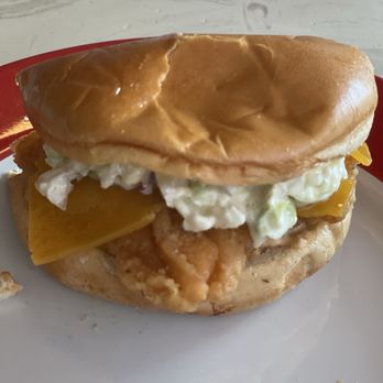 Dinah's Chicken - New chicken sandwich - Chicken Shop Near Me - Glendale, California