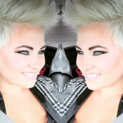 BombShells Beauty Studio - Beautiful short cut and platinum transformation!!!!!! ( Level 4 to platinum) with OlaPlex!