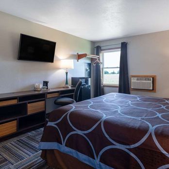 Super 8 by Wyndham Mattoon - Guest room - Hotels Near Me - Mattoon, Illinois Super 8 by Wyndham Mattoon - Guest room - Hotels Near Me - Mattoon, Illinois