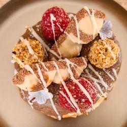 Royal Donuts Eppendorf - Cronut Kinder Bueno